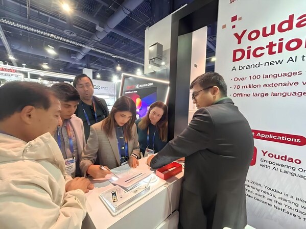 Youdao Dictionary Pen Unveils at CES 2025, Showcasing Cutting-Edge AI Innovations and Applications in Education