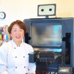 バウムクーヘンAI職人「THEO（テオ）」　が和歌山初登場！