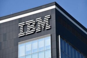 IBM：AI实验的时代已结束，企业级AI智能体加速落地