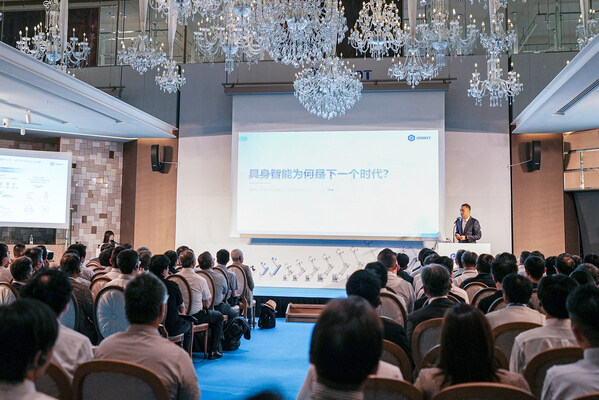 DOBOT、名古屋で次世代協働ロボットを発表