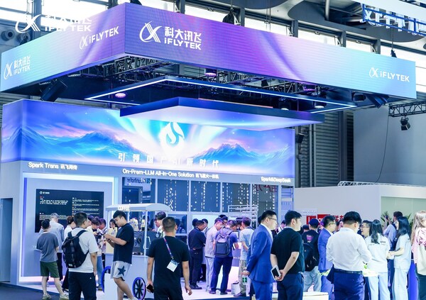 iFLYTEK giới thiệu hệ sinh thái sản phẩm có AI hỗ trợ tại MWC Thượng Hải 2025, đánh dấu sự mở rộng liên tục ra toàn cầu