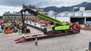 Zoomlion、世界最長82.3メートルのストレート・ブーム式高所作業車を英国に納入、欧州新記録を樹立