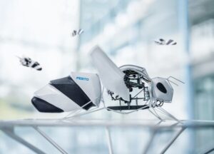 Festo 携全新仿生蜜蜂亮相2025世界机器人大会带来亚洲首秀