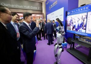 中国日报：第22届东博会锚定AI赛道 打造跨境"科技大集"