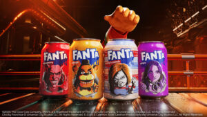 FANTA®がUNIVERSAL PICTURESおよびBLUMHOUSEと提携、世界的パートナーシップのもと、悪名高いホラー映画のアイコンたちが初めて集結