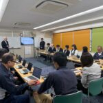【実施レポート】フジパスク株式会社で全社向けAIワークショップを開催。「AIを頼れる相談相手」に、AIを活用した業務改善の新たな一歩を。