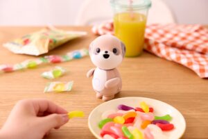 対話AIキャラクター「ポケとも」をau +1 collectionから11月21日に発売