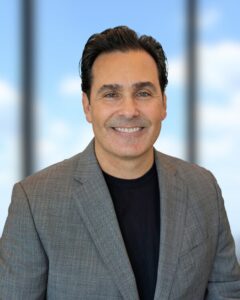 DXC、ブランド変革の次の段階を率いる最高マーケティング責任者にAnthony Pappas氏を任命
