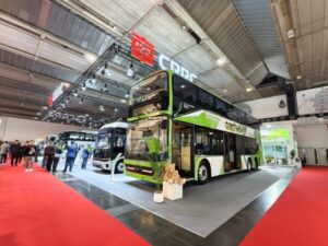 Busworld 2025：CRRC EV、2種類の新型電動バスを初公開 デジタル×インテリジェント×低炭素の都市交通システムを提案