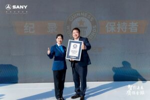 SANY JP100が世界一高い消防用ウォーター・ジェットとしてギネス世界記録™を樹立
