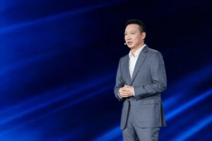 从OS到AI OS：荣耀MagicOS 10定义AI OS新时代
