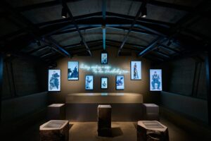 THE TOBACCO 2,50:76でAIクリエイティブによる「ながら」インスタレーション開始