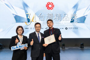 瞄準 AI 資料中心能源瓶頸 聖威光電 100G 綠境智能光模組榮獲 2026 台灣精品獎