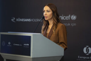 UNICEFとRönesans、トルコにおける若年層向け職業教育の変革に向けて提携