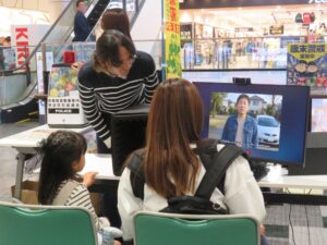 日本初⁉AIで「断る勇気」と「咄嗟に大声を出す能力」を養う／大阪電気通信大学×四條畷警察署、小学生向け次世代防犯訓練