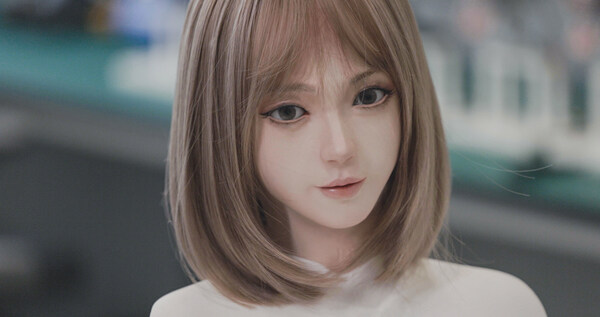 逸璟科技发布新一代灵巧脸「灵智5号」：开启人形机器人"生命感交互"新时代