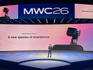 CEO HONOR Tampil di Panggung Utama MWC 2026, Robot Phone Mendapat Banyak Pujian atas Inovasi dan Integrasi Teknologi Cerdasnya