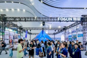 复星旅文携三大"超级"度假产品线亮相2026海南消博会