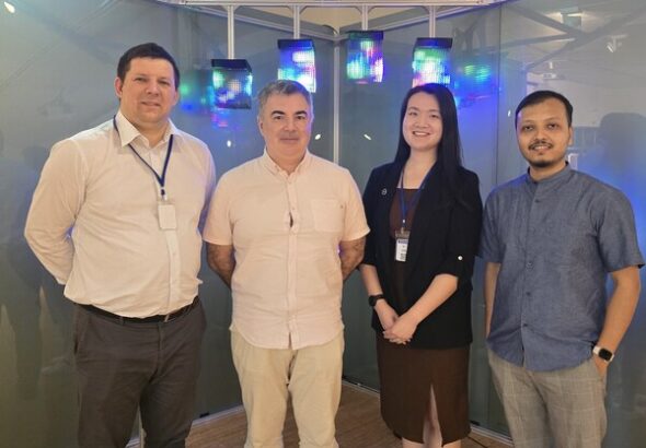 ATLANT 3DとNUS Institute for Functional Intelligent Materials、シンガポールで共同のAI主導型材料発見ファウンドリー設立に向けたMOUを締結