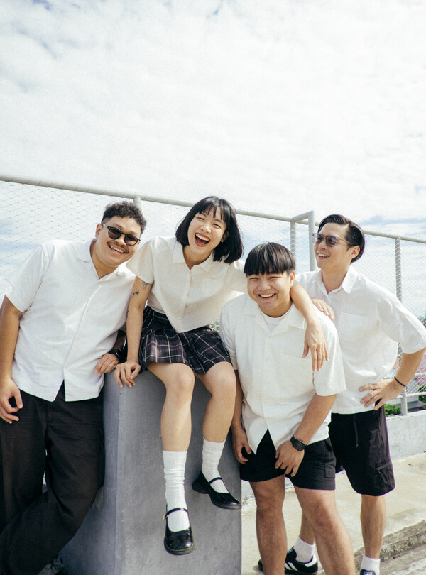 「Pretty Messy」が締めくくるJūjiのデビューアルバムへの道のり―痛みを受け入れ前へ進むことを描く輝きに満ちたタイトル曲」