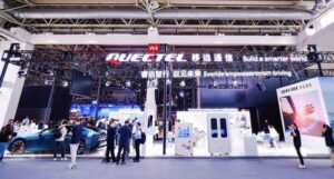 舱联破界、AI懂你、雷达全感：移远通信"硬核三件套"引爆北京车展