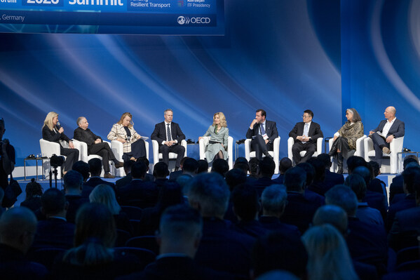 DEKRA德凯亮相莱比锡 ITF 峰会，赋能全球智慧交通发展