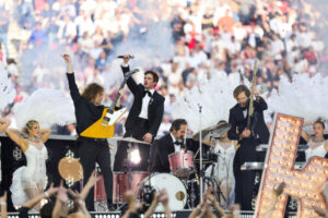 The Killers、Pepsi®提供「UEFAチャンピオンズリーグ決勝キックオフショー」を盛り上げる