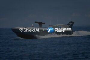 Shield AI 與 Thunder Tiger 合作，在台灣擴展 Hivemind 海上自主能力