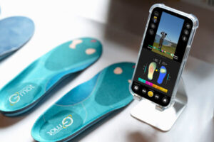 台湾発のディープテック・スポーツテック企業「VITBIO」、DPワールドツアーで「OmniGmot Golfer」を発表
