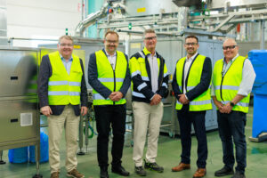 Cold Jet と Nippon Sanso 社（日本酸素ホールディングス欧州子会社）は技術提携し、完全自動化されたドライアイス製造・回収システムをスウェーデンに導入。北欧における新たな基準を確立。