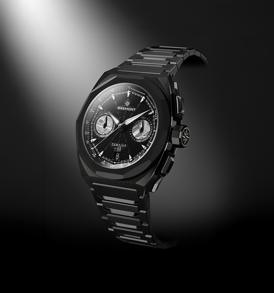 Bremont、限定モデル「Supernova Hawking」を発表