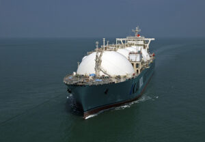 KarpowershipのイニシアチブであるKineticsが、同社初となる大容量FSRUの建設を開始