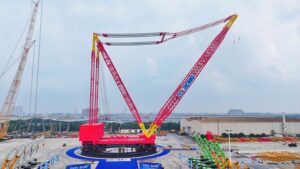 XCMG、世界初の14,000トン級リングクレーンを発表し、超重量物の吊り上げを再定義