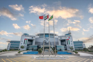 Dubai Policeの取り組みが1億7,640万ドルの社会的価値を創出し、安全性・ウェルビーイング・経済面も向上していることが調査で判明