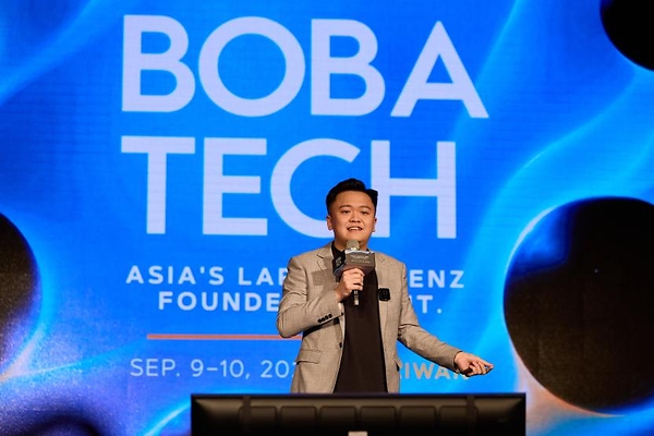 康斯特科技執行長蔡明志與 YouTube、Twitch、OpenAI 重量級講者同台 Boba Tech Summit 開講