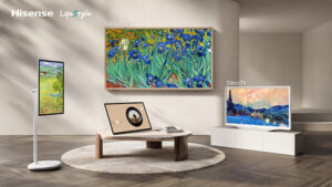 Hisense、暮らし方に合わせて動くディスプレイ「RoamView」を発表